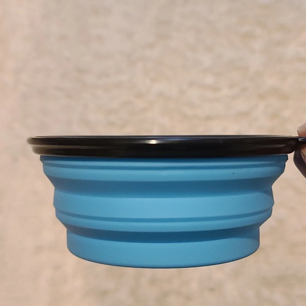 PET BOWL small travel colapsable & D hook NWT for water or food